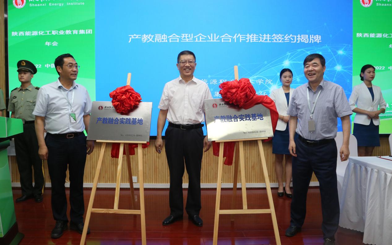 b632f93dd12f350b4ef0c07ca729f33